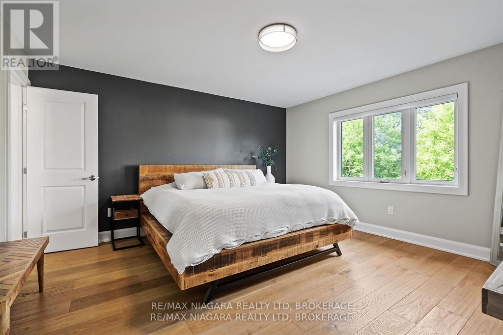 4 Olde School Court, St. Catharines, Ontario  L2N 0B1 - Photo 14 - X12471467