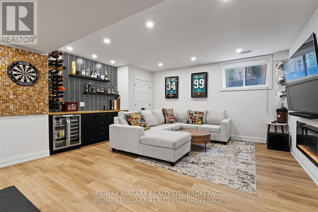 4 Olde School Court, St. Catharines, Ontario  L2N 0B1 - Photo 21 - X12471467