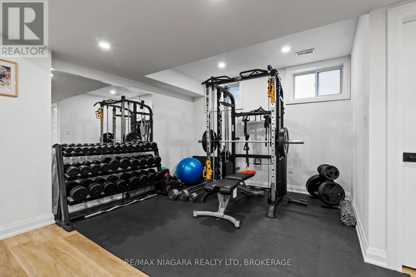 4 Olde School Court, St. Catharines, Ontario  L2N 0B1 - Photo 26 - X12471467