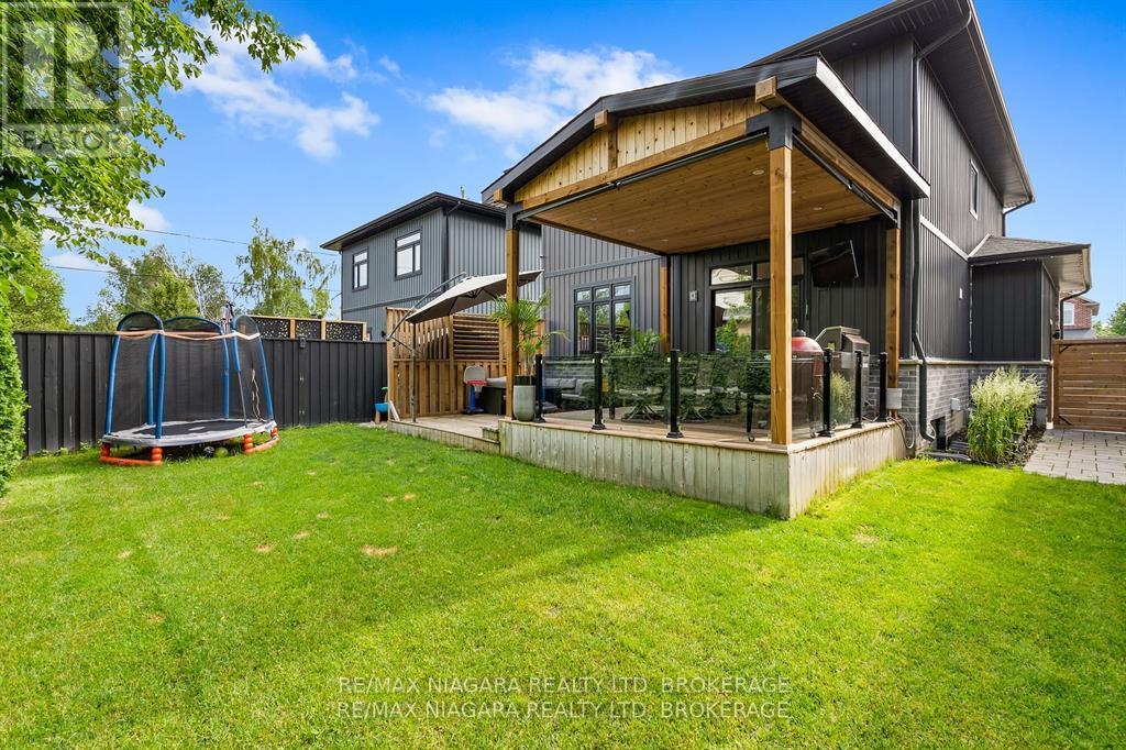 4 Olde School Court, St. Catharines, Ontario  L2N 0B1 - Photo 28 - X12471467