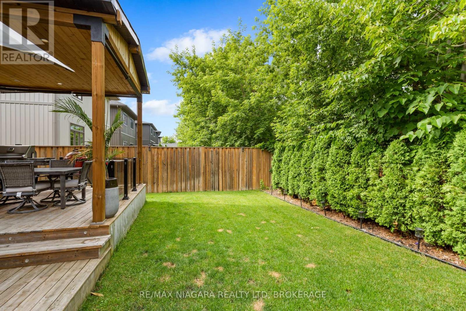 4 Olde School Court, St. Catharines, Ontario  L2N 0B1 - Photo 33 - X12471467