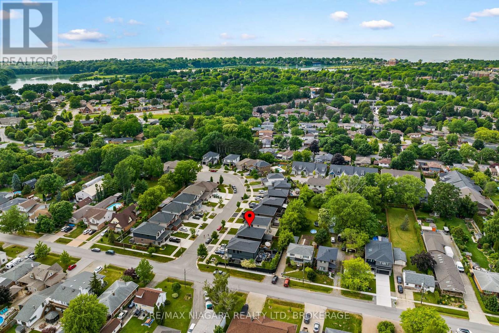 4 Olde School Court, St. Catharines, Ontario  L2N 0B1 - Photo 35 - X12471467
