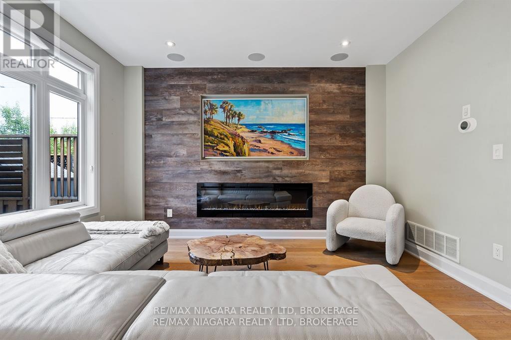 4 Olde School Court, St. Catharines, Ontario  L2N 0B1 - Photo 7 - X12471467