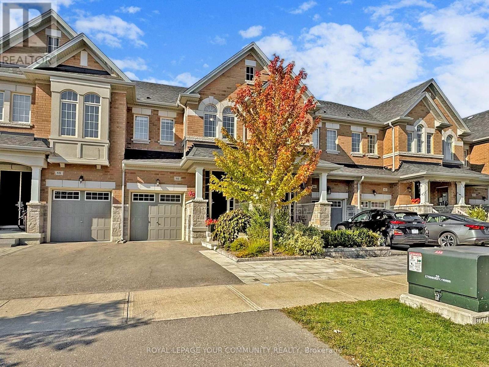 66 Drizzel Crescent, Richmond Hill, Ontario  L4E 1G8 - Photo 2 - N12471354