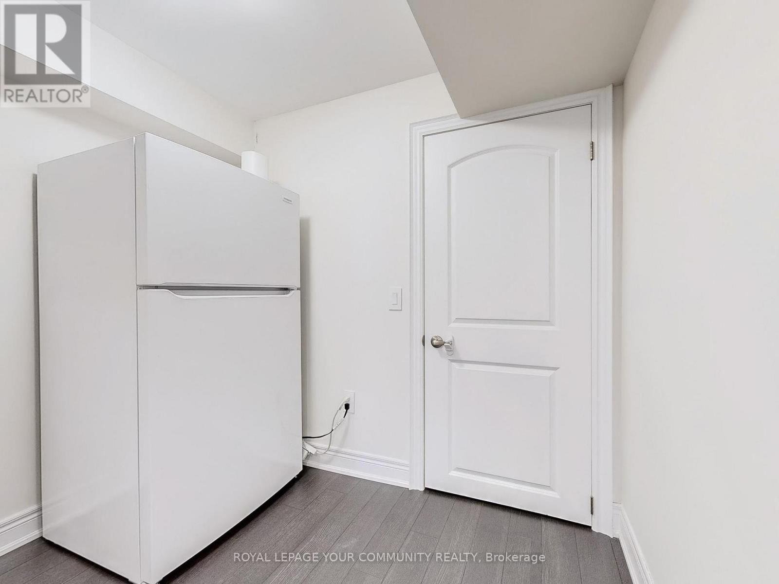 66 Drizzel Crescent, Richmond Hill, Ontario  L4E 1G8 - Photo 36 - N12471354