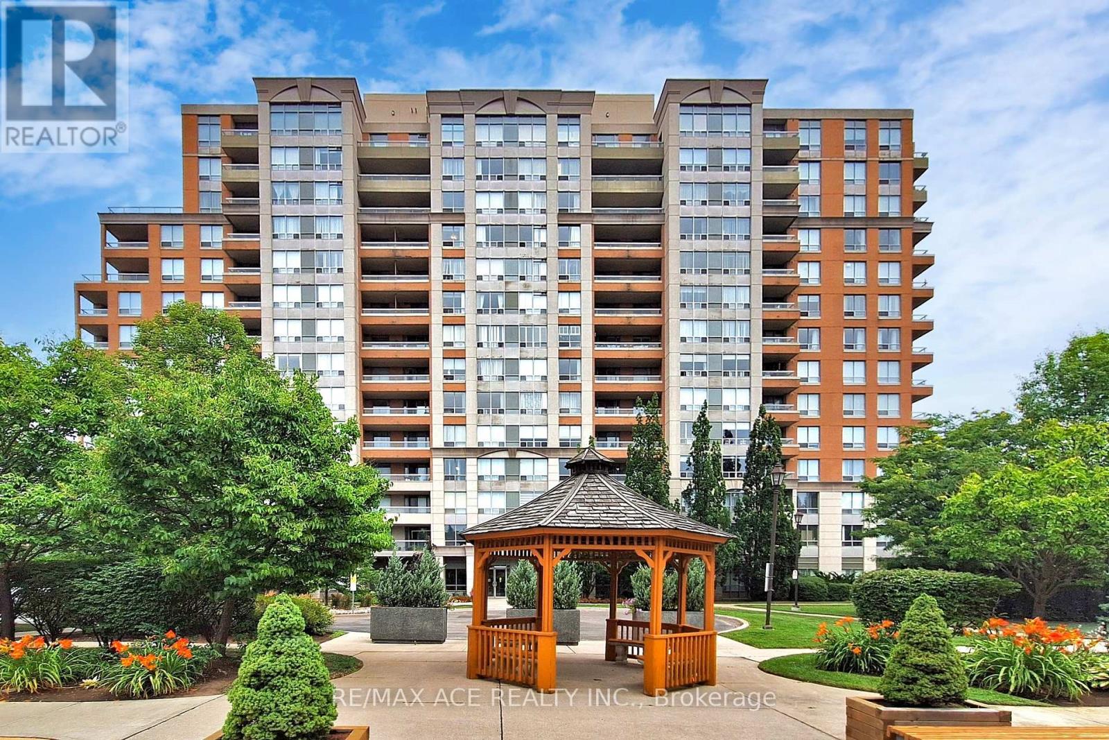 1108 - 29 Northern Heights Drive, Richmond Hill, Ontario  L4B 4L8 - Photo 44 - N12471383