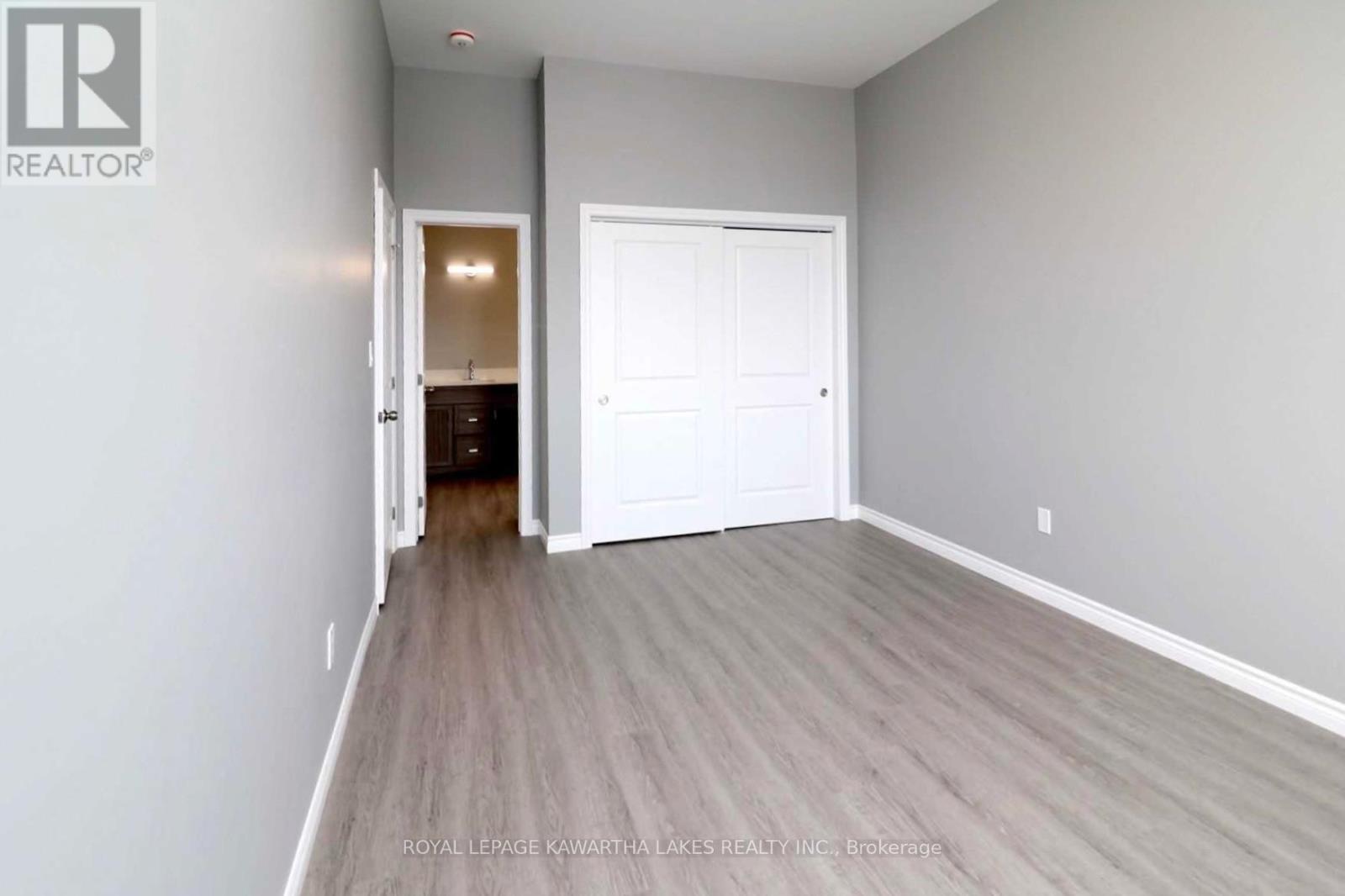 Unit - 448 Osborne Street, Brock, Ontario  L0K 1A0 - Photo 3 - N12471463
