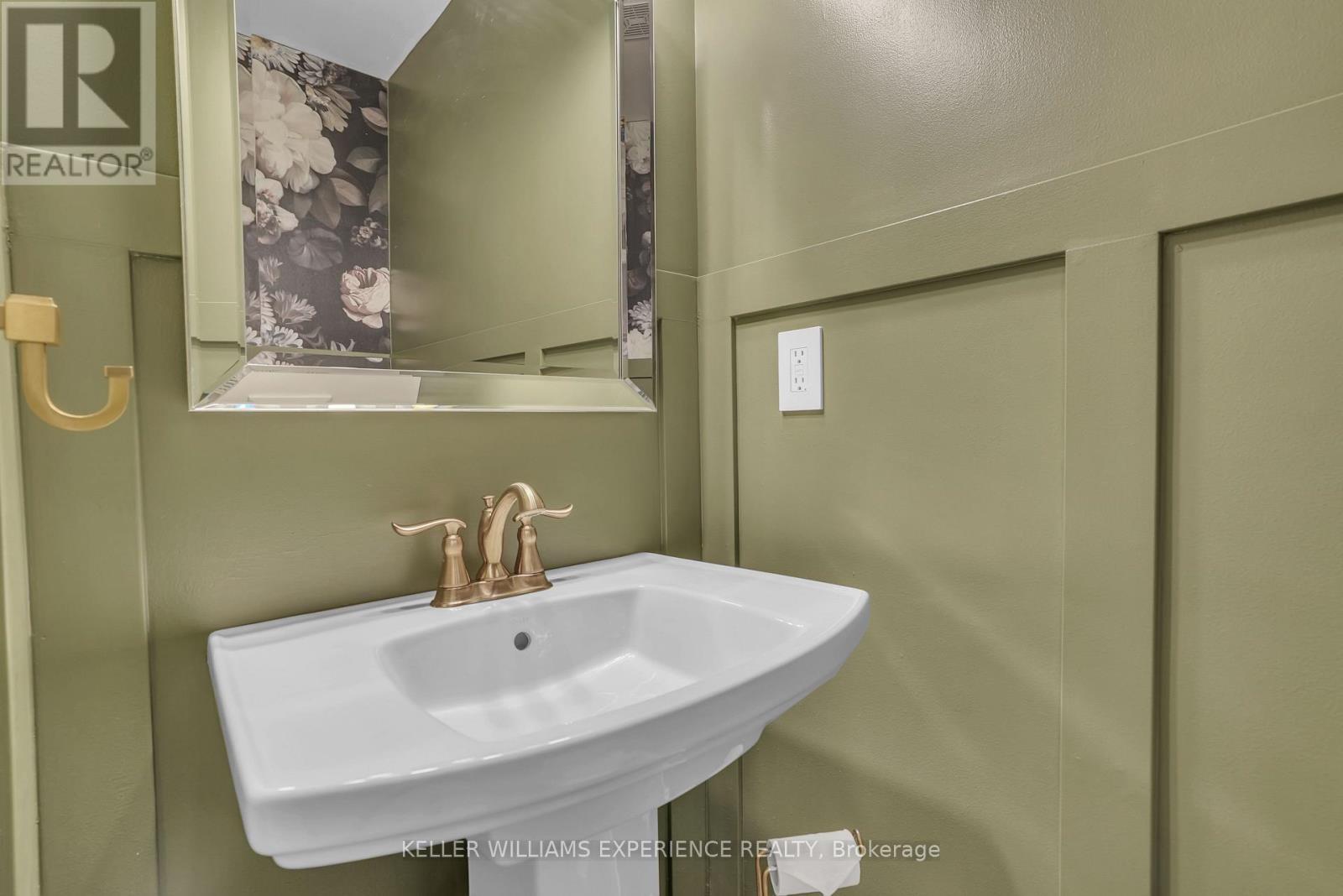108 Elizabeth Street, Barrie, Ontario  L4N 6P2 - Photo 9 - S12471364