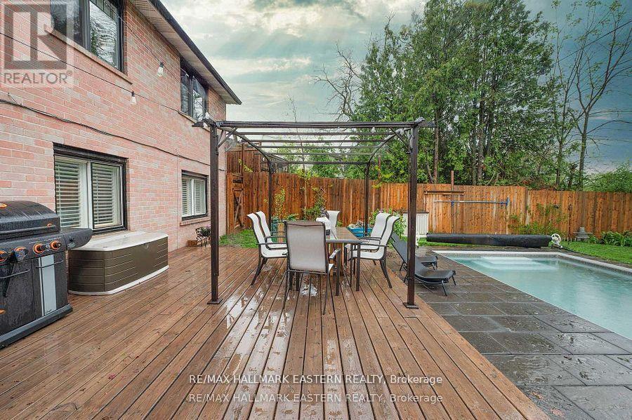 97 Peacock Boulevard, Port Hope, Ontario  L1A 2X5 - Photo 31 - X12471527