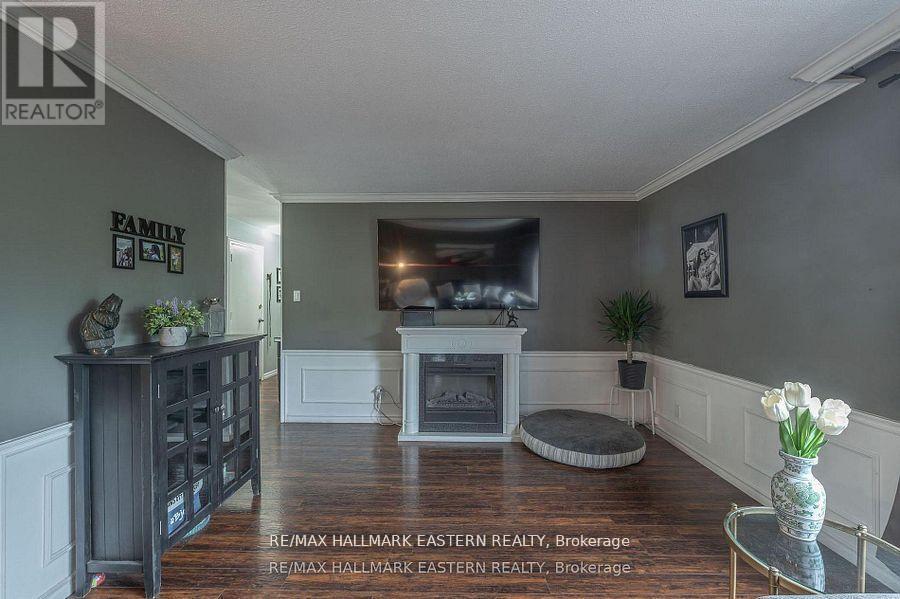 97 Peacock Boulevard, Port Hope, Ontario  L1A 2X5 - Photo 6 - X12471527