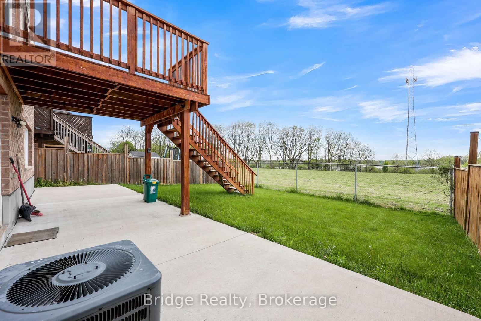 483 Champlain Avenue, Woodstock, Ontario  N4V 0A7 - Photo 7 - X12471528