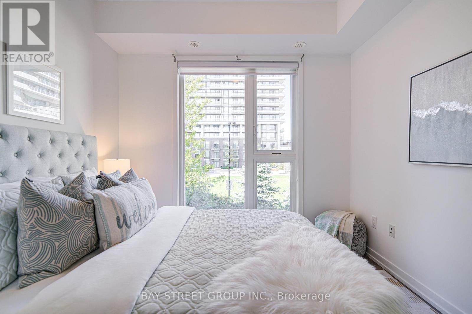 116 - 2530 Eglinton Avenue W, Mississauga, Ontario  L5M 0Z5 - Photo 20 - W12471355