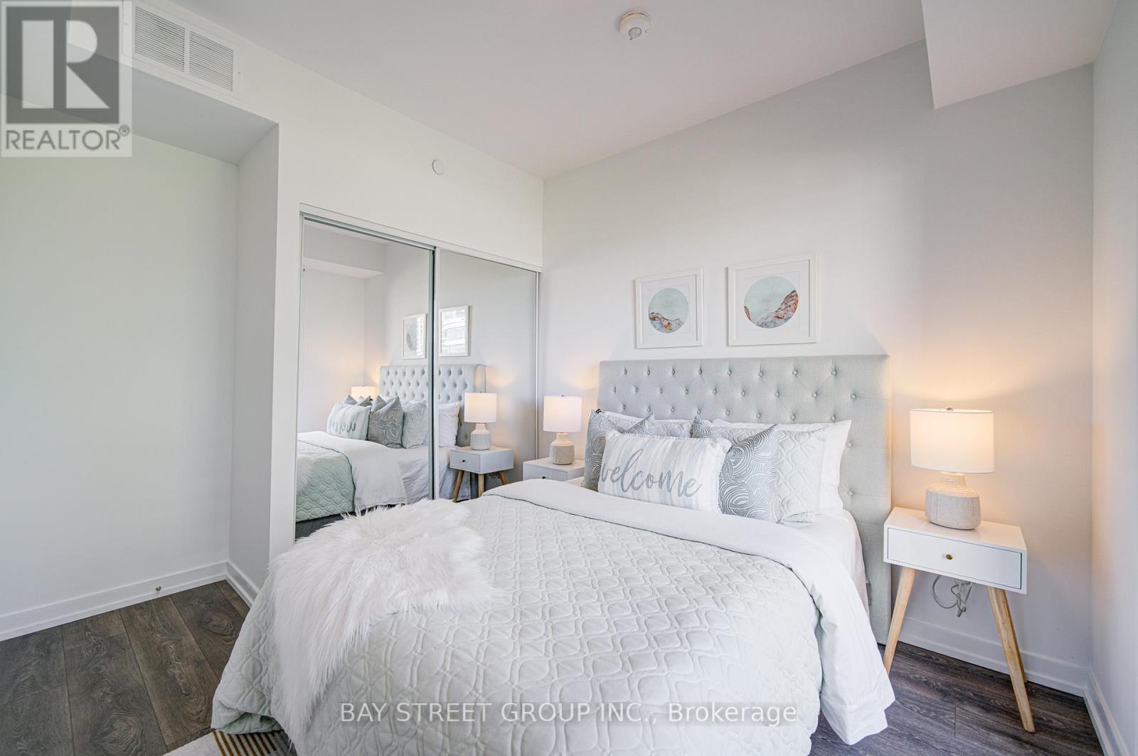 116 - 2530 Eglinton Avenue W, Mississauga, Ontario  L5M 0Z5 - Photo 22 - W12471355