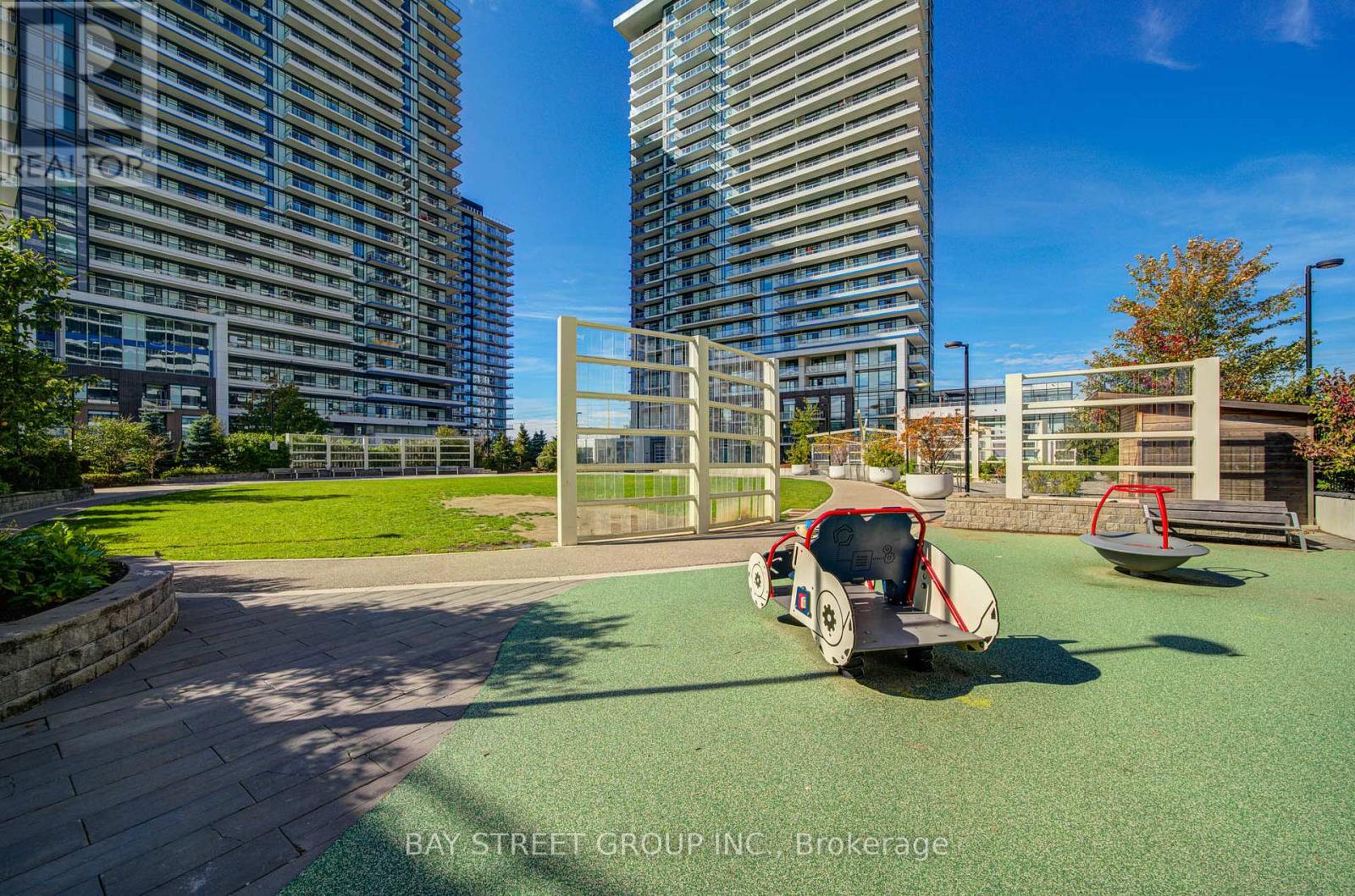 116 - 2530 Eglinton Avenue W, Mississauga, Ontario  L5M 0Z5 - Photo 43 - W12471355