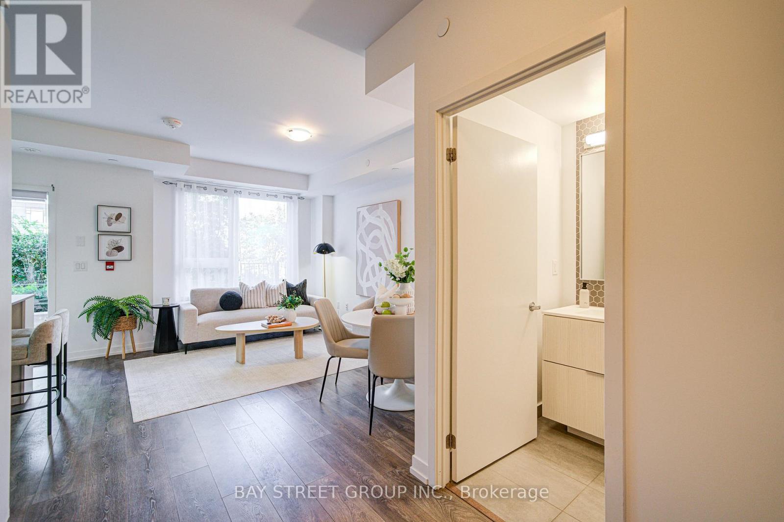 116 - 2530 Eglinton Avenue W, Mississauga, Ontario  L5M 0Z5 - Photo 5 - W12471355