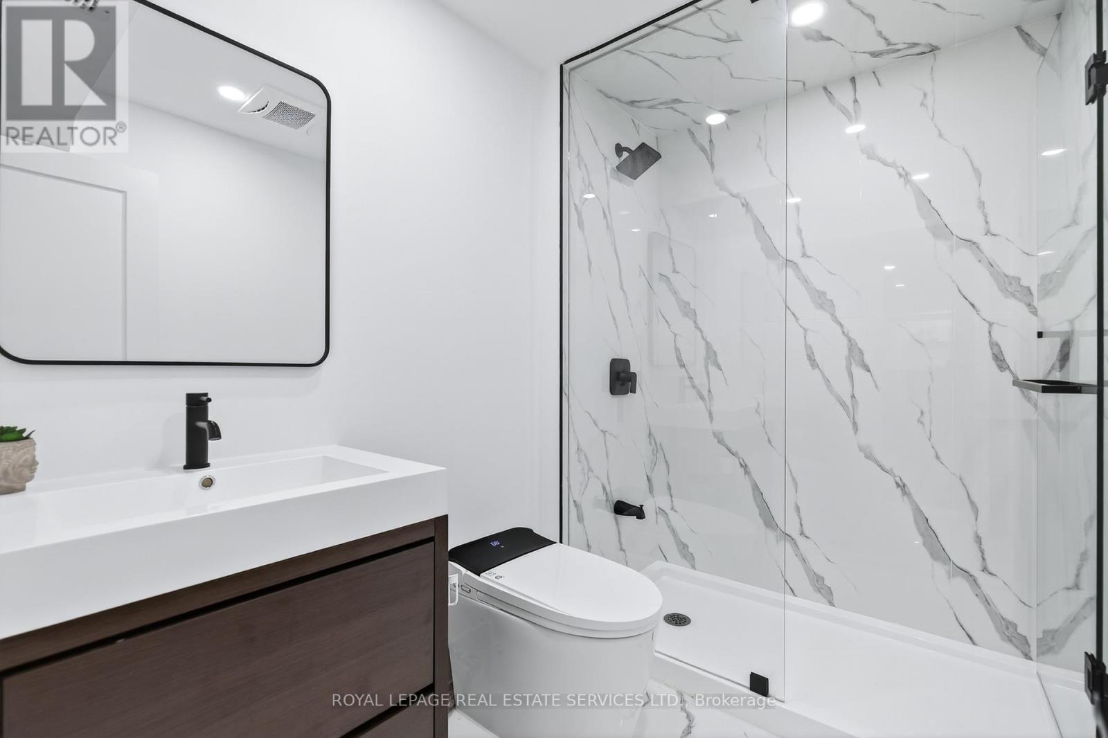 2240 Pine Glen Road, Oakville, Ontario  L6M 0G5 - Photo 45 - W12471360