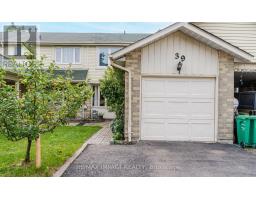 39 COURTLEIGH SQUARE, Brampton, Ontario
