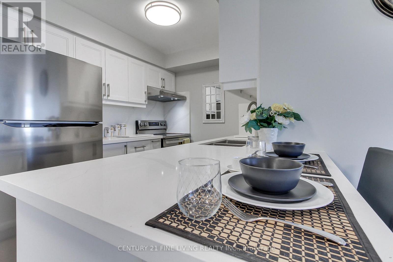1415 - 55 Strathaven Drive, Mississauga, Ontario  L5R 4G9 - Photo 12 - W12471368
