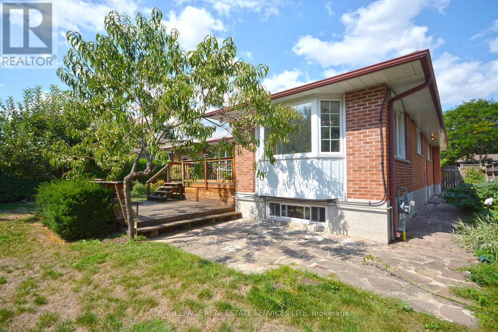 Upper - 1144 Sarta Road, Oakville, Ontario  L6L 2P2 - Photo 21 - W12471371