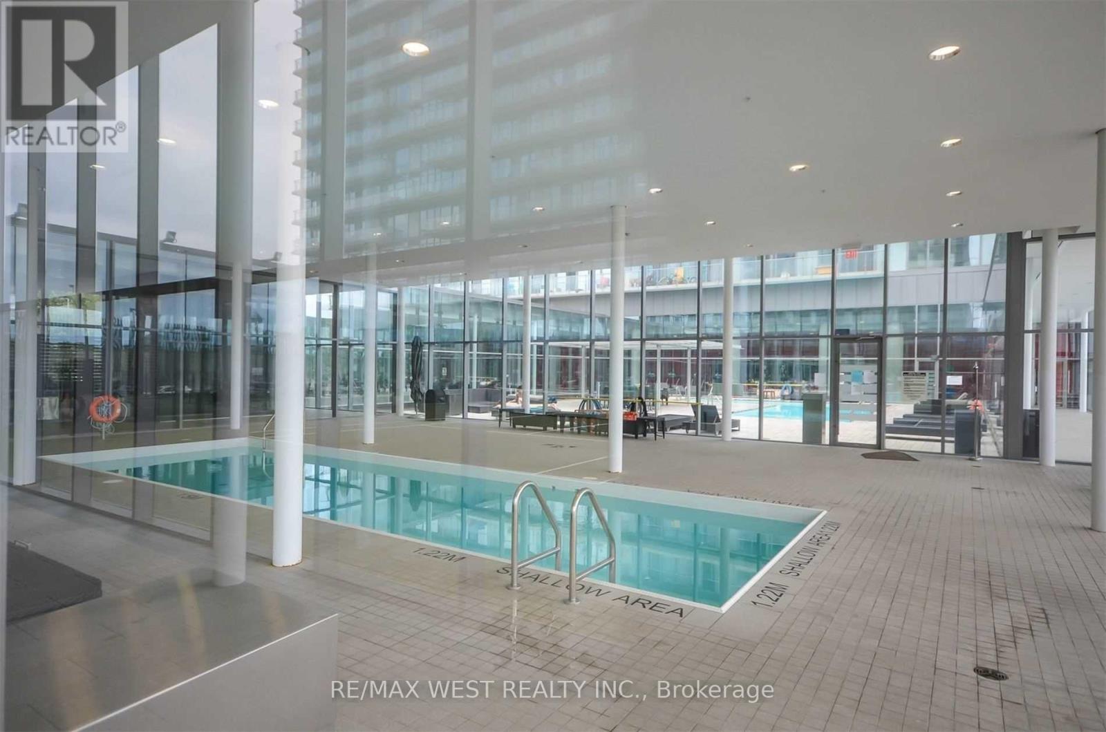 813 - 103 The Queensway, Toronto, Ontario  M6S 5B7 - Photo 37 - W12471389