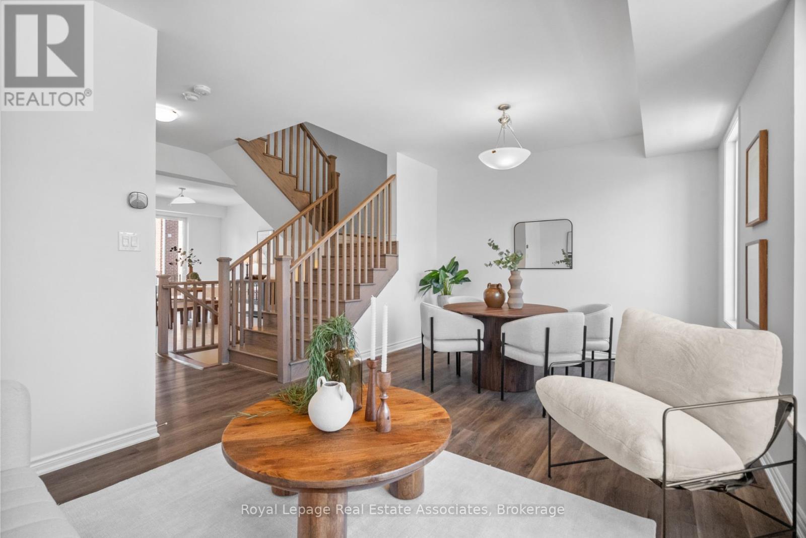 11 Cullingtree Place, Caledon, Ontario  L7C 4N7 - Photo 16 - W12471395
