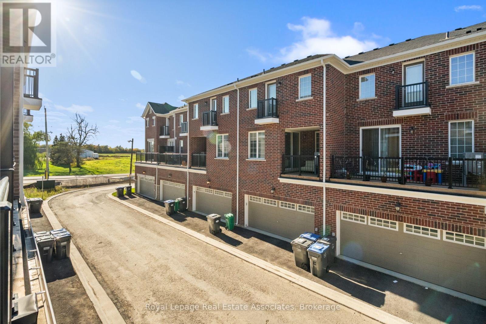 11 Cullingtree Place, Caledon, Ontario  L7C 4N7 - Photo 23 - W12471395