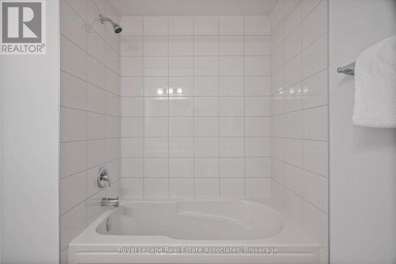 11 Cullingtree Place, Caledon, Ontario  L7C 4N7 - Photo 36 - W12471395