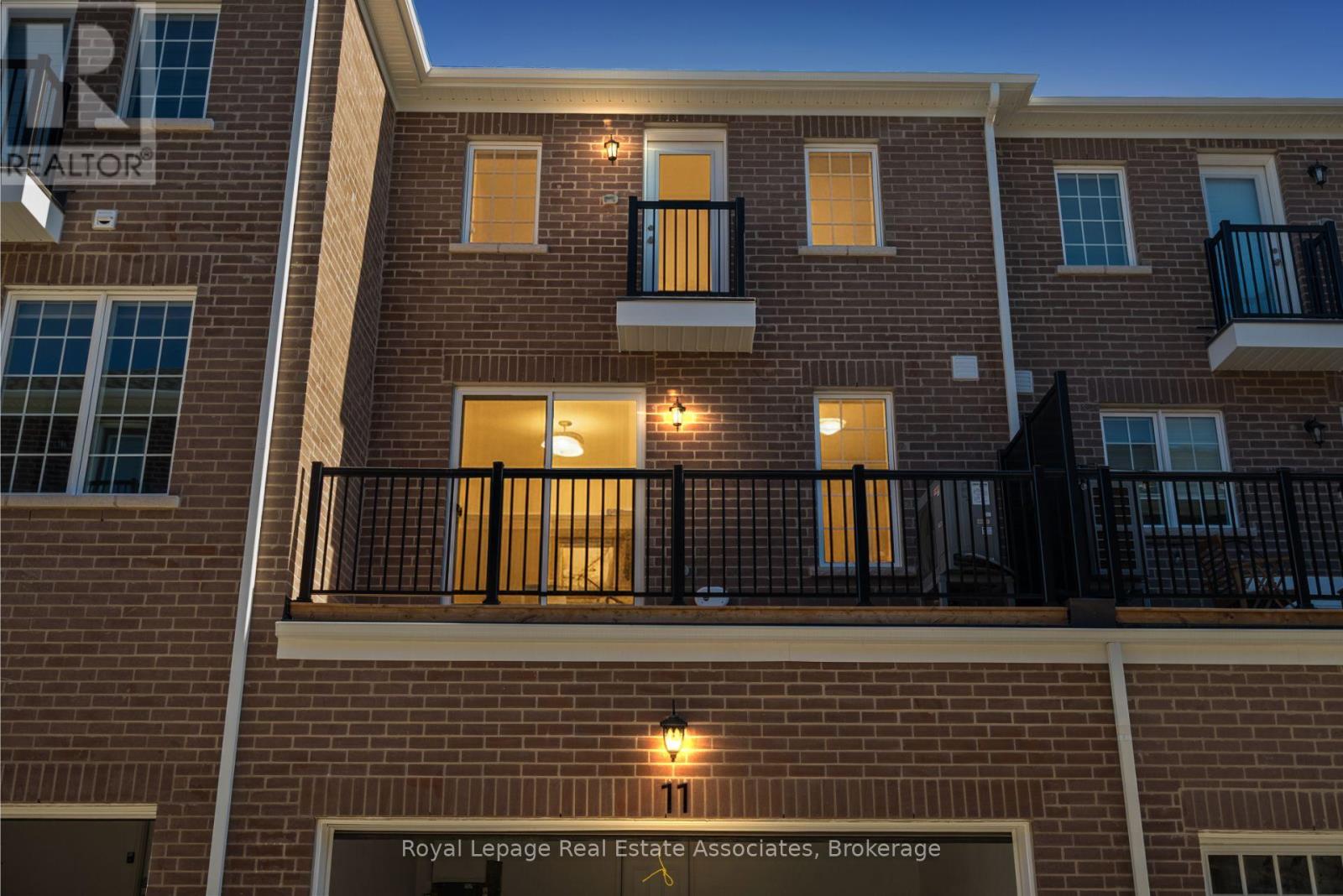 11 Cullingtree Place, Caledon, Ontario  L7C 4N7 - Photo 39 - W12471395