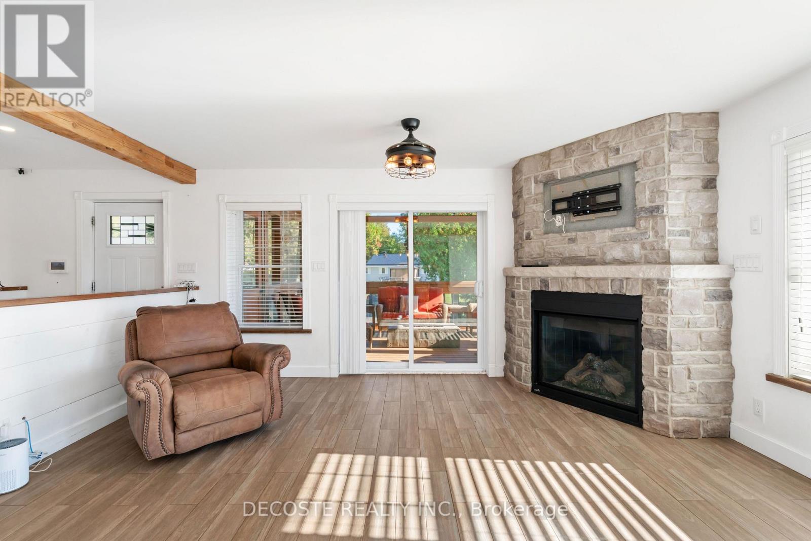 19201 Second Street, North Glengarry, Ontario  K0C 1B0 - Photo 11 - X12471416