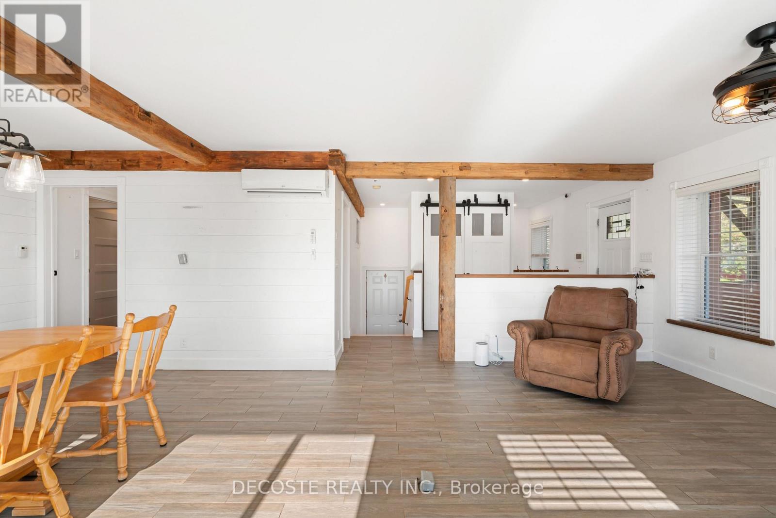 19201 Second Street, North Glengarry, Ontario  K0C 1B0 - Photo 13 - X12471416