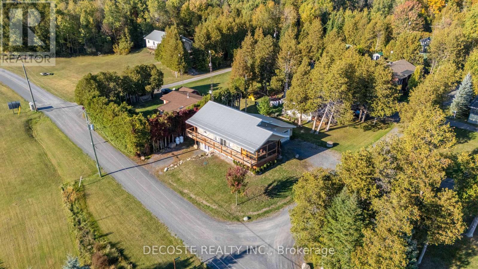 19201 Second Street, North Glengarry, Ontario  K0C 1B0 - Photo 39 - X12471416