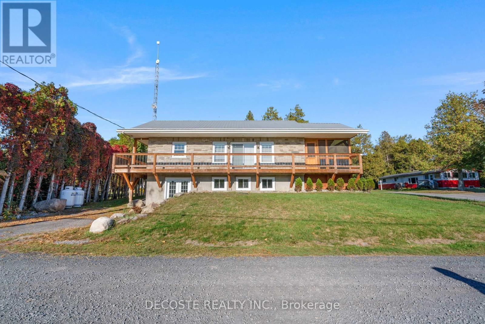 19201 Second Street, North Glengarry, Ontario  K0C 1B0 - Photo 4 - X12471416