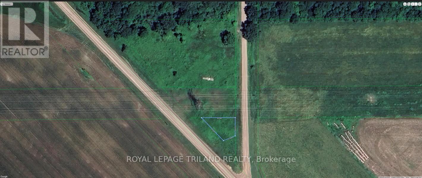 3225 Gully Moor Road N, Brooke-Alvinston, Ontario  N0N 1A0 - Photo 9 - X12470213