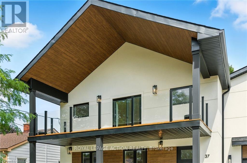 37 Barnes Avenue, Brantford, Ontario  N3R 4Y9 - Photo 4 - X12471367