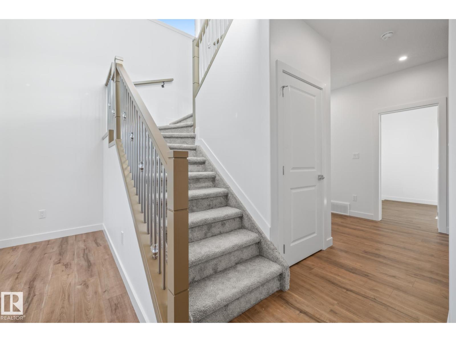 125 Ficus Wy, Fort Saskatchewan, Alberta  T8L 1X8 - Photo 6 - E4461939
