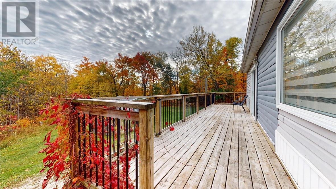 7 Moggy Parkway, Manitowaning, Ontario  P0P 1N0 - Photo 11 - 2125237