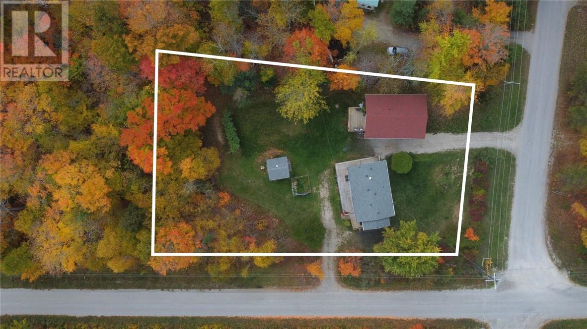 7 Moggy Parkway, Manitowaning, Ontario  P0P 1N0 - Photo 2 - 2125237