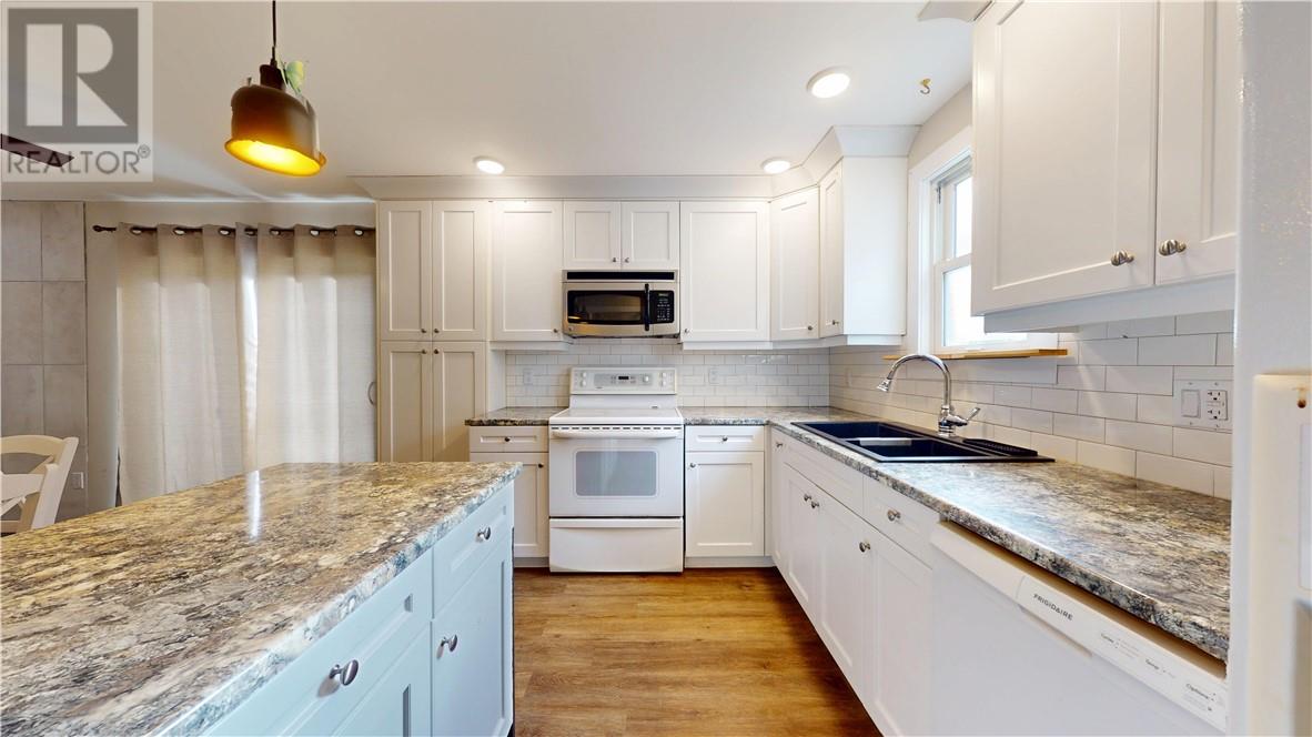 7 Moggy Parkway, Manitowaning, Ontario  P0P 1N0 - Photo 26 - 2125237