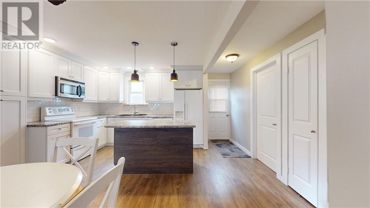 7 Moggy Parkway, Manitowaning, Ontario  P0P 1N0 - Photo 34 - 2125237