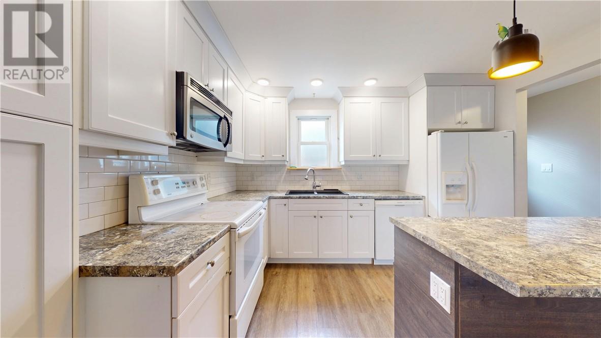 7 Moggy Parkway, Manitowaning, Ontario  P0P 1N0 - Photo 37 - 2125237