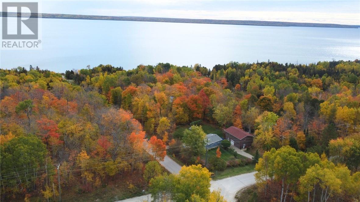 7 Moggy Parkway, Manitowaning, Ontario  P0P 1N0 - Photo 4 - 2125237