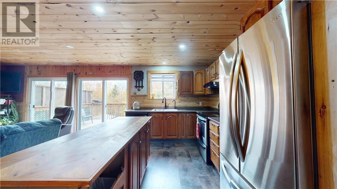 7 Moggy Parkway, Manitowaning, Ontario  P0P 1N0 - Photo 77 - 2125237