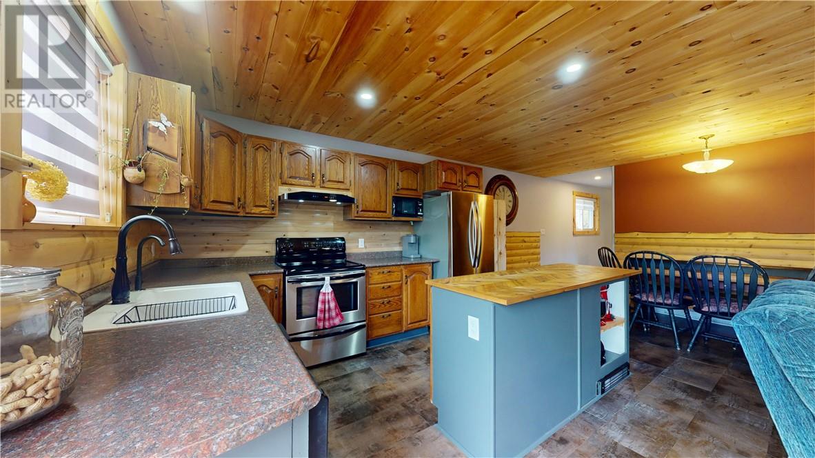 7 Moggy Parkway, Manitowaning, Ontario  P0P 1N0 - Photo 86 - 2125237