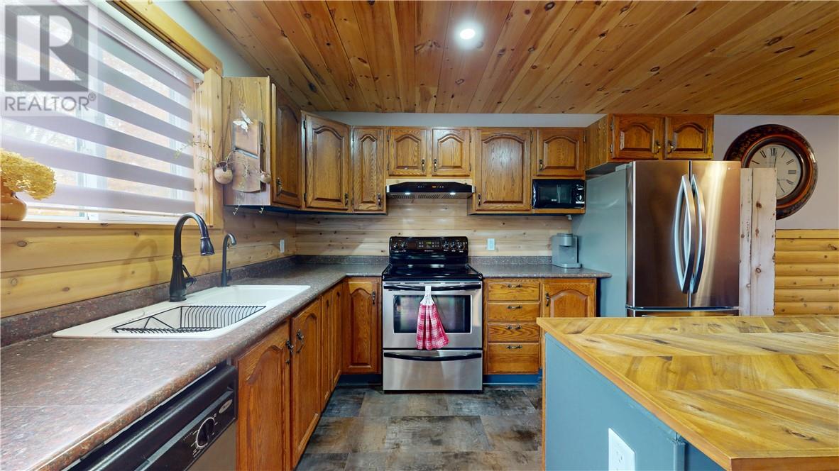 7 Moggy Parkway, Manitowaning, Ontario  P0P 1N0 - Photo 88 - 2125237