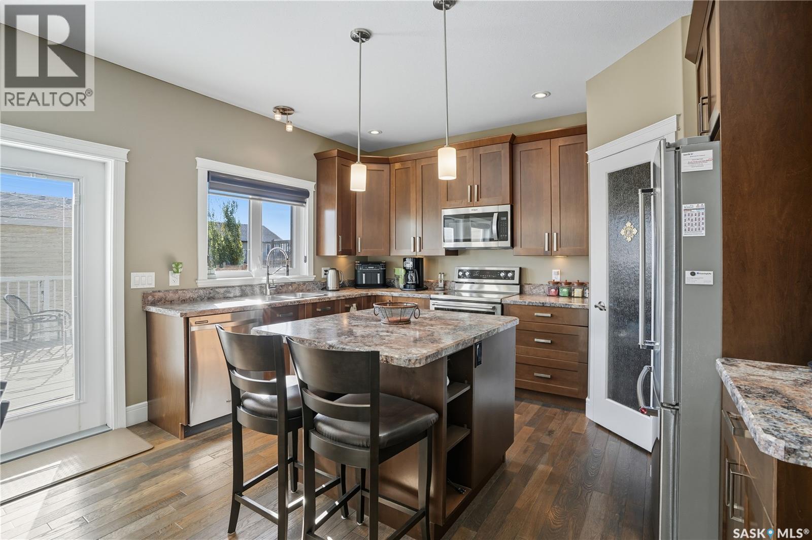 805 Weisdorff Place, Warman, Saskatchewan  S0K 4S2 - Photo 10 - SK021123