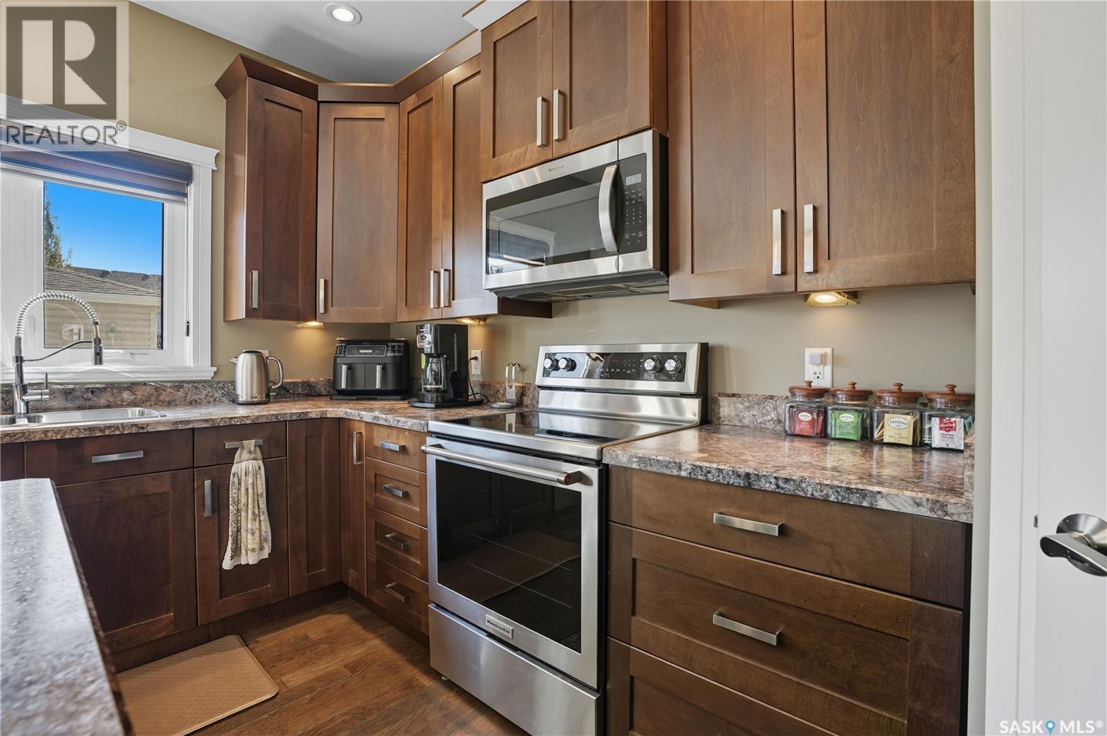 805 Weisdorff Place, Warman, Saskatchewan  S0K 4S2 - Photo 12 - SK021123