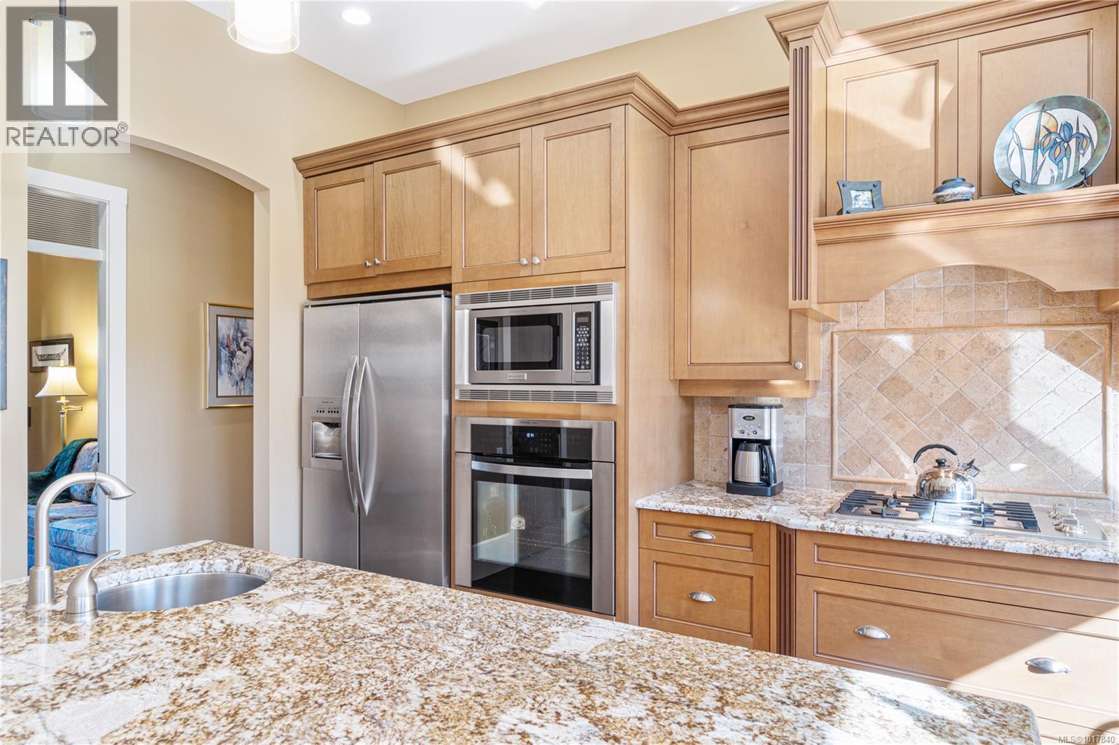 689 Abernathy Pl, Parksville, British Columbia  V9P 2Y9 - Photo 7 - 1017840