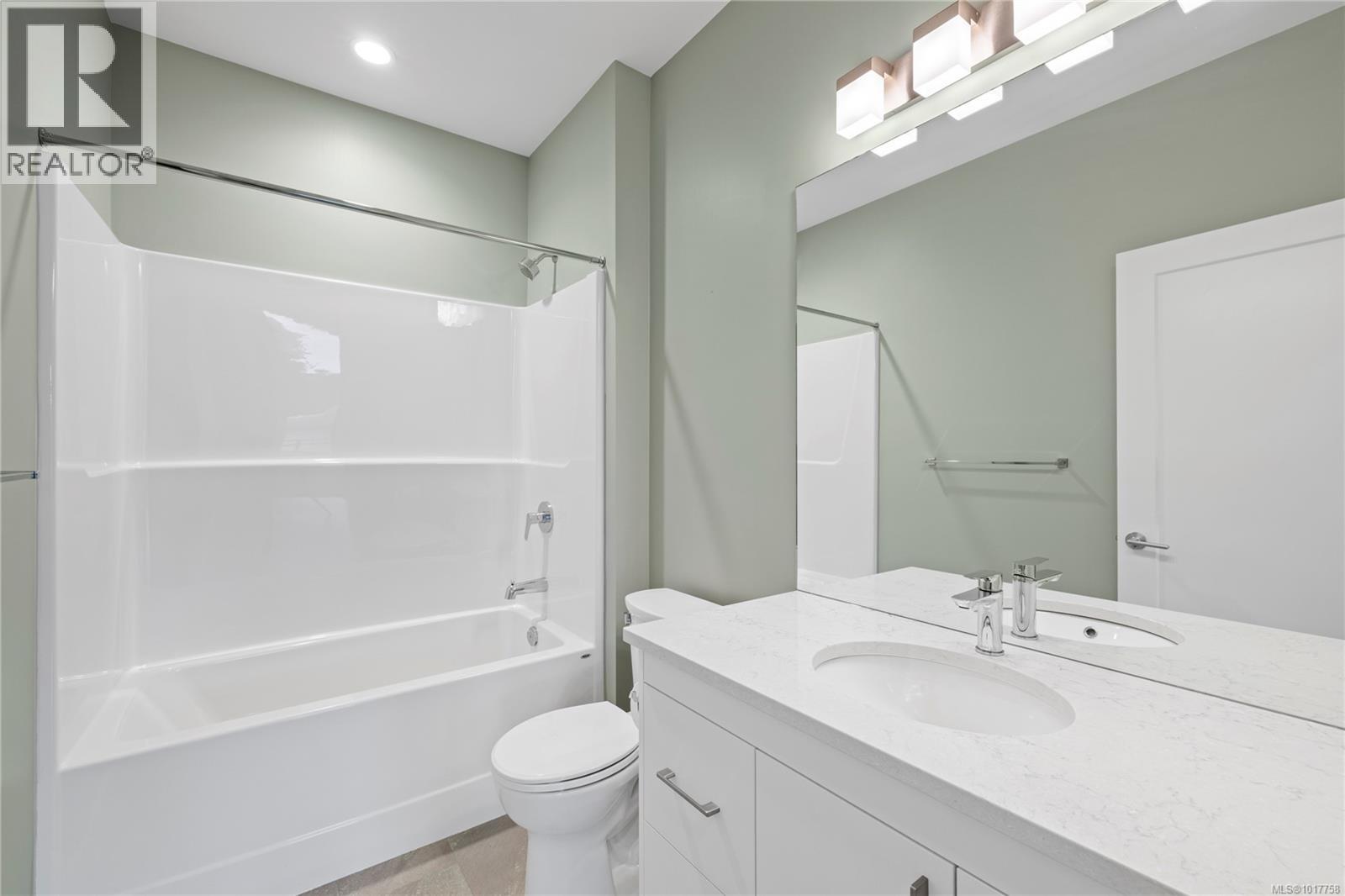 501 6540 Metral Dr, Nanaimo, British Columbia  V9L 0L8 - Photo 15 - 1017758