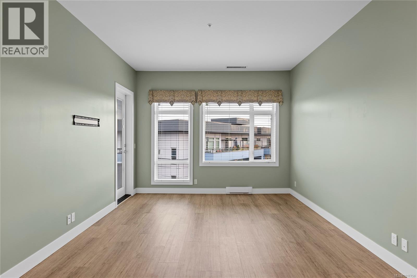 501 6540 Metral Dr, Nanaimo, British Columbia  V9L 0L8 - Photo 9 - 1017758