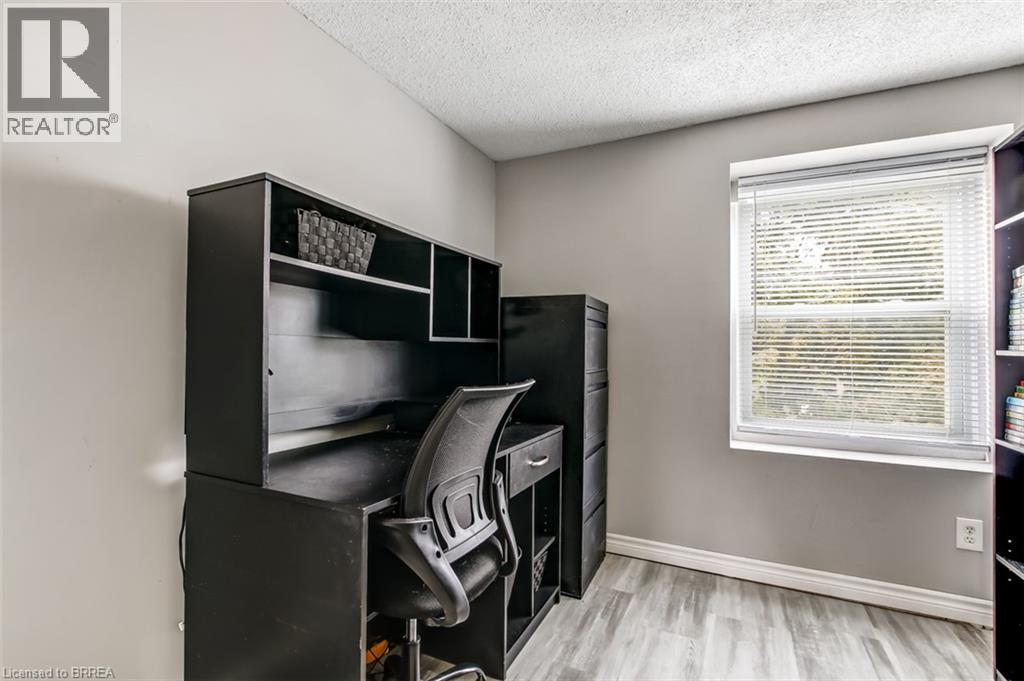 24 Coachwood Road Unit# 6, Brantford, Ontario  N3R 3R4 - Photo 13 - 40780493